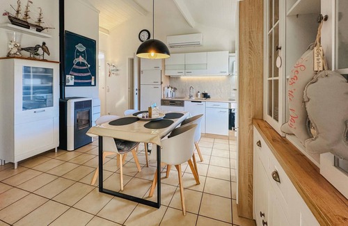Bredene House | Beautiful home in Bredene with kitchen