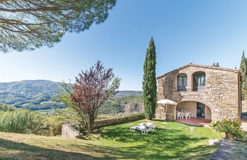 Dicomano House | Beautiful home in Dicomano with WiFi