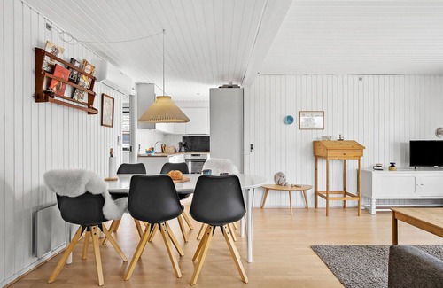 Bøjden House | Beautiful home in Faaborg with WiFi