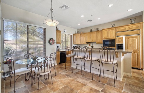 Pinnacle Peak House | Beautiful Home in gated community of Bellasera. Two Bedroom and a Den.