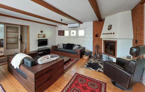 Hoor Municipality House | Beautiful Home In Höör With Sauna