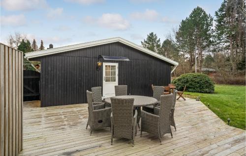 Hojby House | Beautiful Home In Højby With Wifi