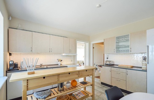 Hojer House | Beautiful home in Højer with sauna