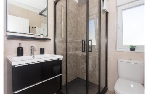 Dicmo House | Beautiful Home In Kraj With Wifi