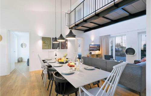Lembruch House | Beautiful Home In Lembruchdümmer See