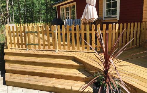 Stavsjo House | Beautiful Home In Ljungby With Wifi