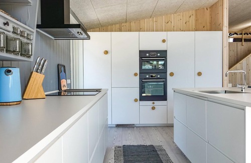 Balka Strand House | Beautiful home in Nexø with WiFi