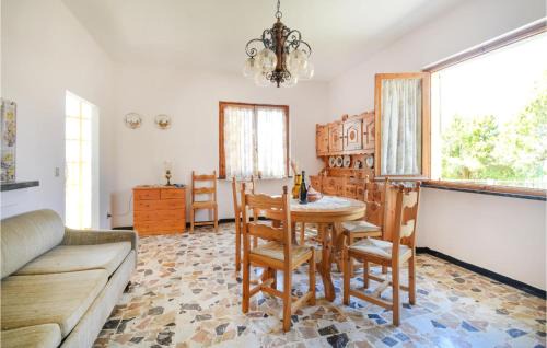 Ponzone House | Beautiful Home In Ponzone With Kitchen