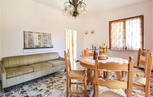 Ponzone House | Beautiful Home In Ponzone With Kitchen