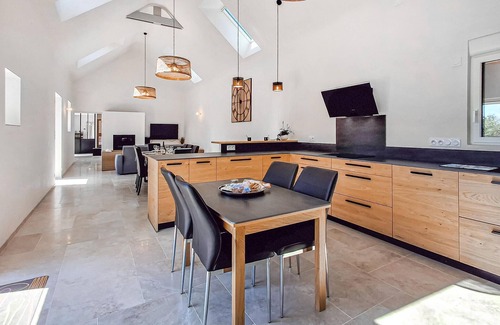 Tremeloir House | Beautiful home in Pordic with WiFi