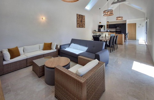 Tremeloir House | Beautiful home in Pordic with WiFi