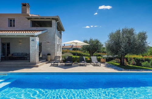 Visnjan House | Beautiful home in Porec