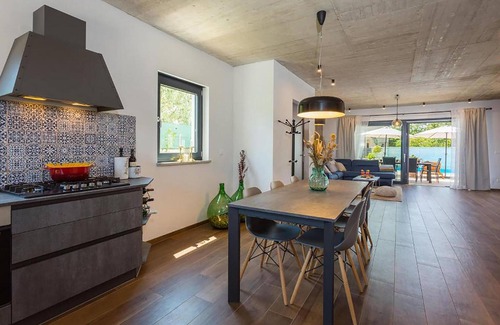 Vrznaveri House | Beautiful home in Porec