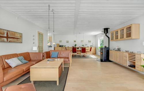 Store Kongsmark House | Beautiful Home In Slagelse With Kitchen
