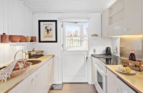 Stege House | Beautiful home in Stege with kitchen
