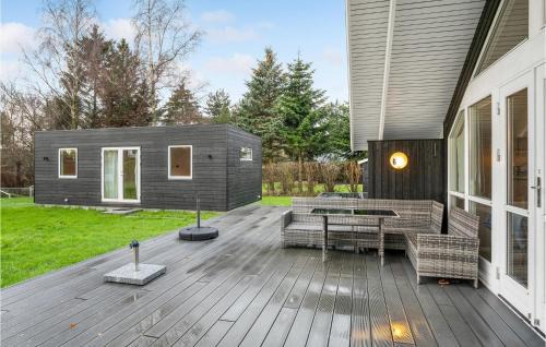 Stege House | Beautiful Home In Stege With Wifi