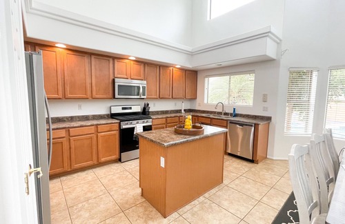 Rancho Gabriela House | Beautiful home in Surprise. Close to Stadium, Tennis, & Golf 🌵☀️
