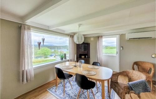 Sveio House | Beautiful Home In Sveio With Wifi
