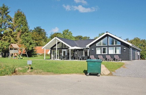 Lohals House | Beautiful home in Tranekær with sauna