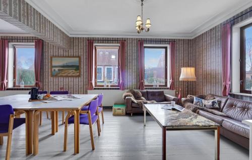 Lohals House | Beautiful Home In Tranekær With Kitchen