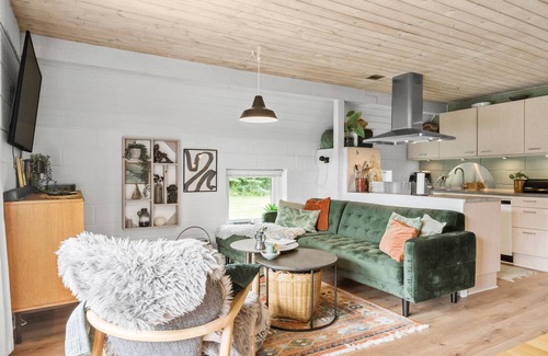 Nørre Fjand House | Beautiful home in Ulfborg with sauna