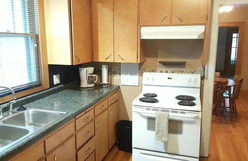 Omaha House | Beautiful Home near Zoo/College World Series/Downtown