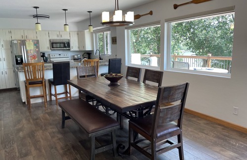 Lake City House | Beautiful home on Clear Lake! Amazing views 🌅 Great fishing 🎣 Great boating 🚤
