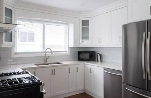 Hamilton House | Beautiful home on mountain PROFESSIONALY CLEANED