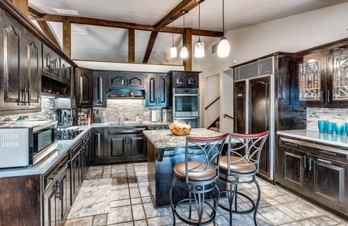 Central Oklahoma City House | Beautiful home with large outdoor pool and hot tub. Large beautiful backyard