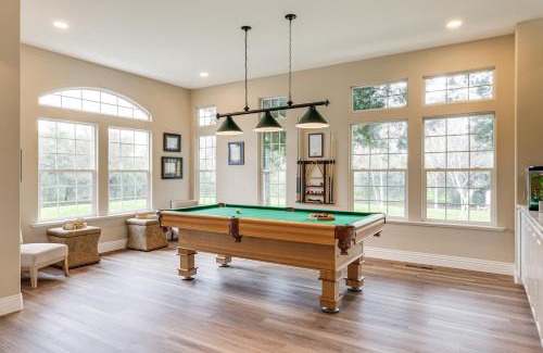Byron House | Beautiful Home with Hot Tub on Byron Olive Farm