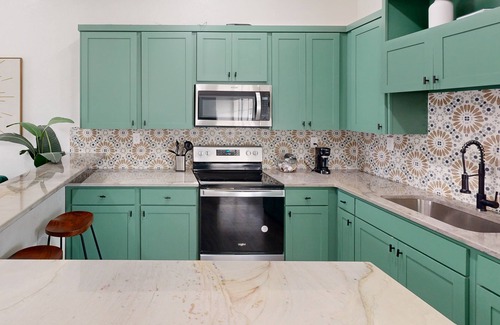 San Antonio Condo | Beautiful home with great location, one block from Botanical Gardens