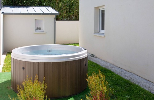 Ploneour-Lanvern House | Beautiful house for 6 people in Plonéour-Lanvern
