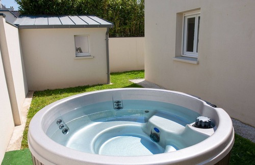 Ploneour-Lanvern House | Beautiful house for 6 people in Plonéour-Lanvern