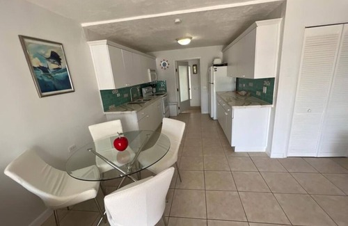 Largo Sound Village House | Beautiful House 2 X 1 Key Largo Ocean Size Amazing Neighborhood with Dock