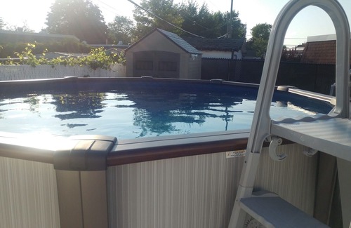 Laval House | Beautiful house. Backyard pool. Free parking. Free Wi-Fi