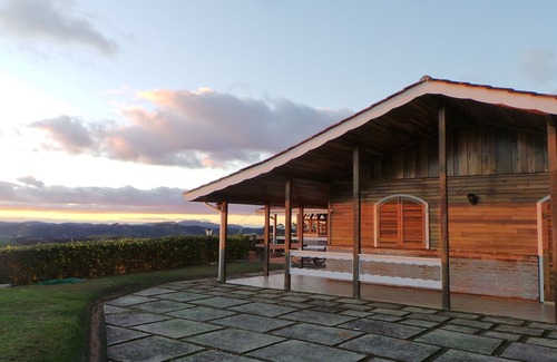 Alto do Capivari House | BEAUTIFUL HOUSE with SENSATIONAL PANORAMIC VIEW, Alto do Capivari, Campos do Jordão
