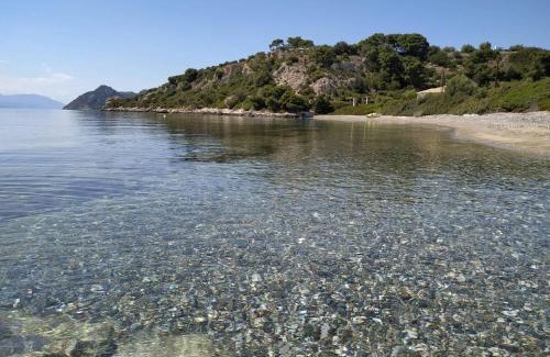 Skaloma House | Beautiful house by the sea,Loutraki Skaloma.