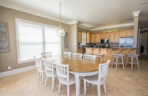 Gulf Shores House | Beautiful House Directly On The Beach! Private house with fantastic views.