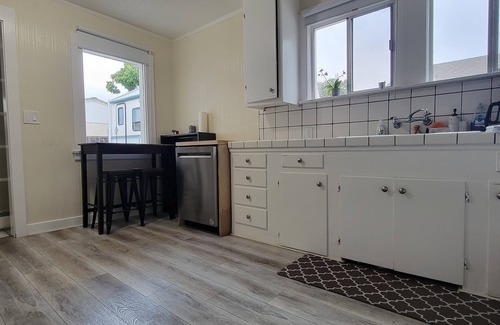Alameda House | Beautiful house/Short drive to the beach/Parking/Amazing Alameda