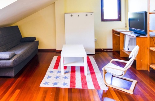 Mogro Cottage | Beautiful house with garden, bright and comfortable
