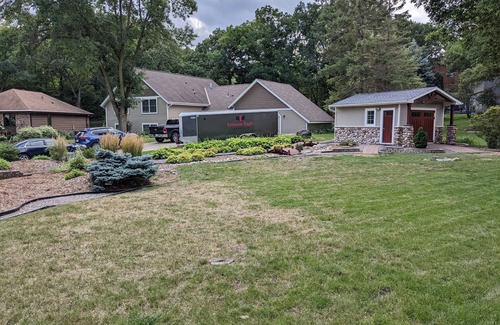 Eagan House | Beautiful House with Garden in the Heart of Eagan
