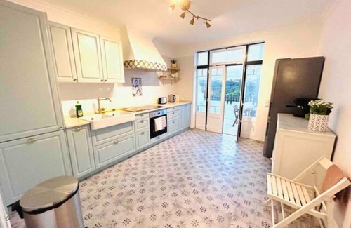 Mafra House | Beautiful House with Spectacular views close to Beaches, surf and Ericeira!