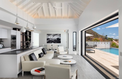 Petit Cul De Sac Beach Villa | Beautiful Iris Luxury villa