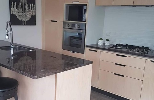 Ostend House | Beautiful Island Lifestyle
