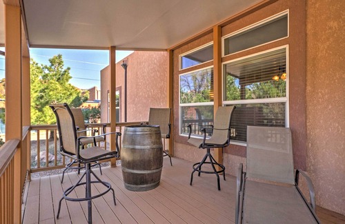 Kanab Cottage | Beautiful Kanab Home w/Yard - Walk to Restaurants
