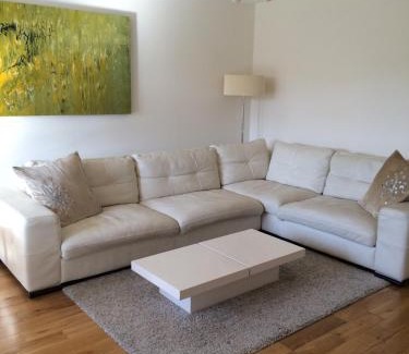 Grove Apartment | Beautiful Kingston apartment