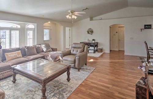 Kingman House | Beautiful Kingman Home w/ Private Backyard!