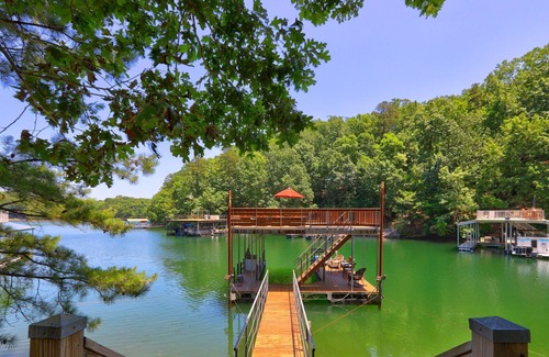 Flowery Branch House | Beautiful Lake Front Home With Private Dock!.