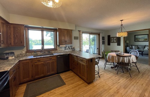 Martin County House | Beautiful lake home in a quiet neighborhood