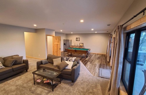 Apple River House | Beautiful Lake house with own beach, and walking trails